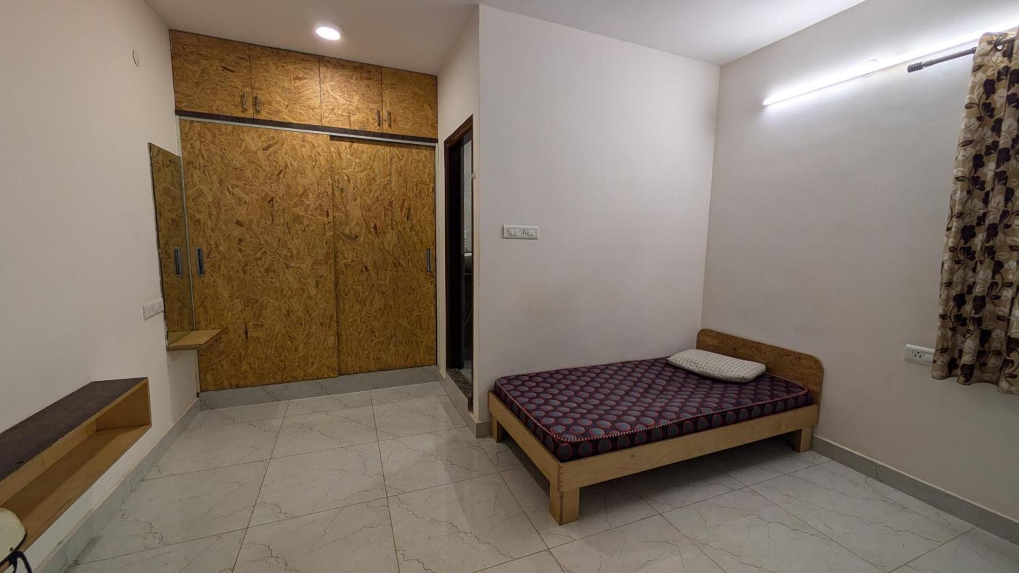 Ashraya Hostel Bangalore Bagian luar foto